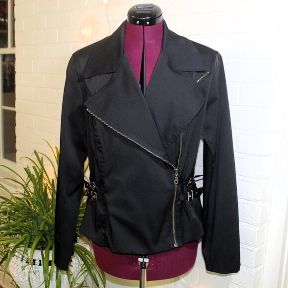 Mesmerize by Kami Kam Black Moto Jacket – Zip & Buckle Detail – Medium - Picture 1 of 7